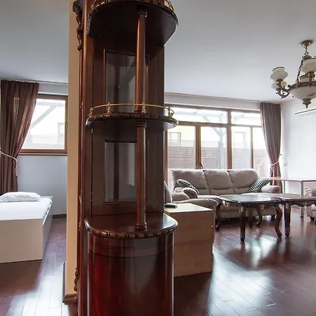 Apartment Lux, Herastrau Own Yard