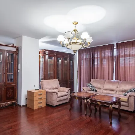 Lux, Herastrau Own Yard Apartment